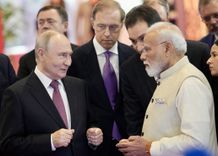 AA-20260911-42444468-42444467-HINDISTAN_BASBAKANI_MODI_BRICS_ZIRVESINDE_RUSYA_DEVLET_BASKANI_PUTIN_ILE_GORUSTU-697396.jpg
